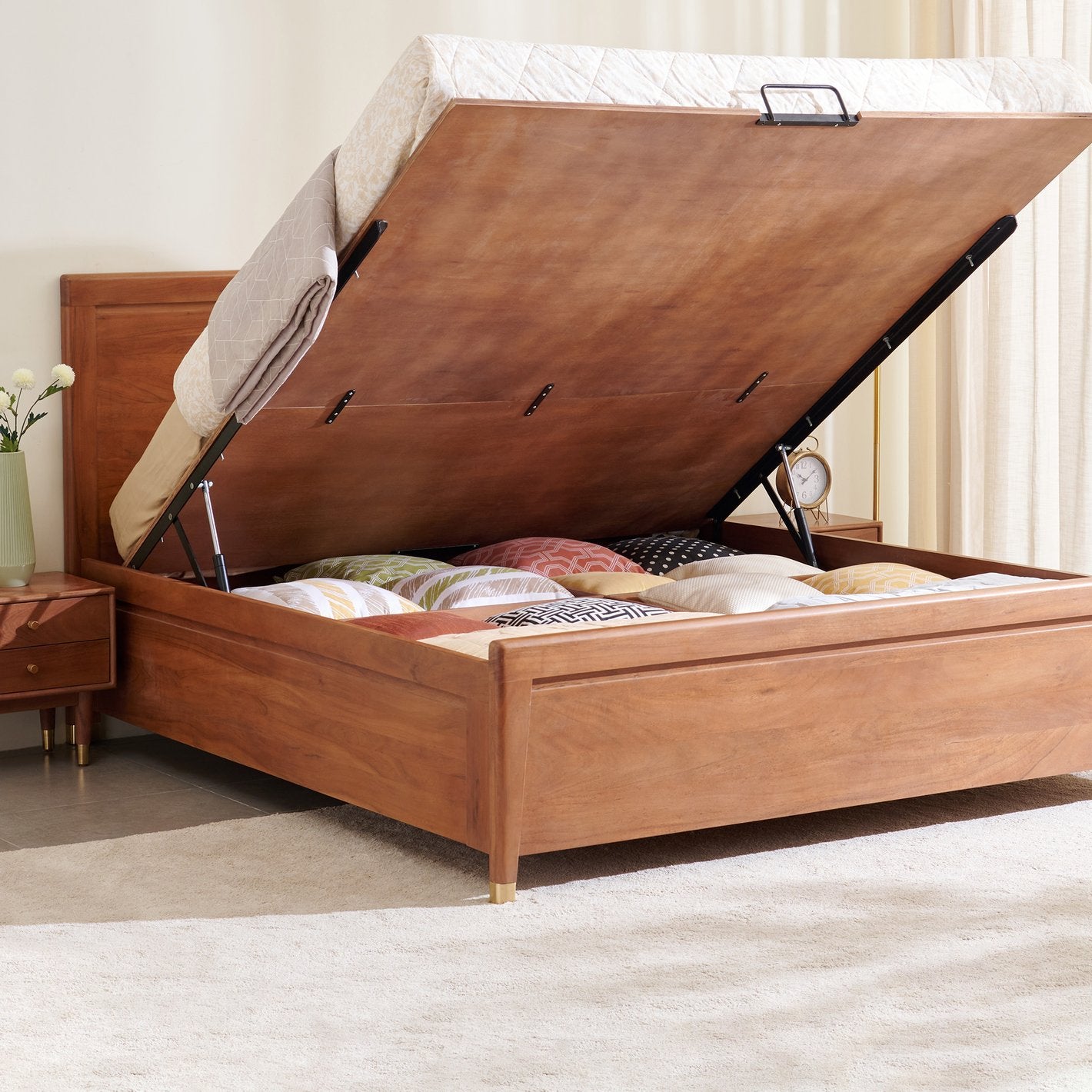 Carnival Acacia Wood Queen Bed with Hydraulic Storage