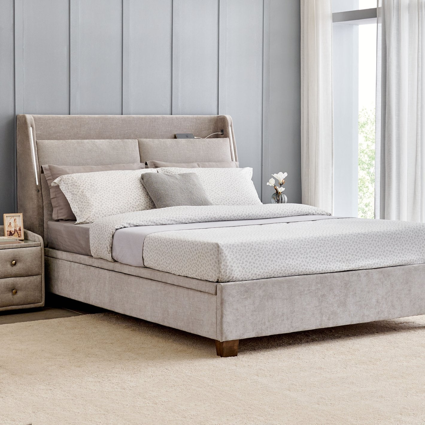 Majesty Upholstered Bed (With Storage)