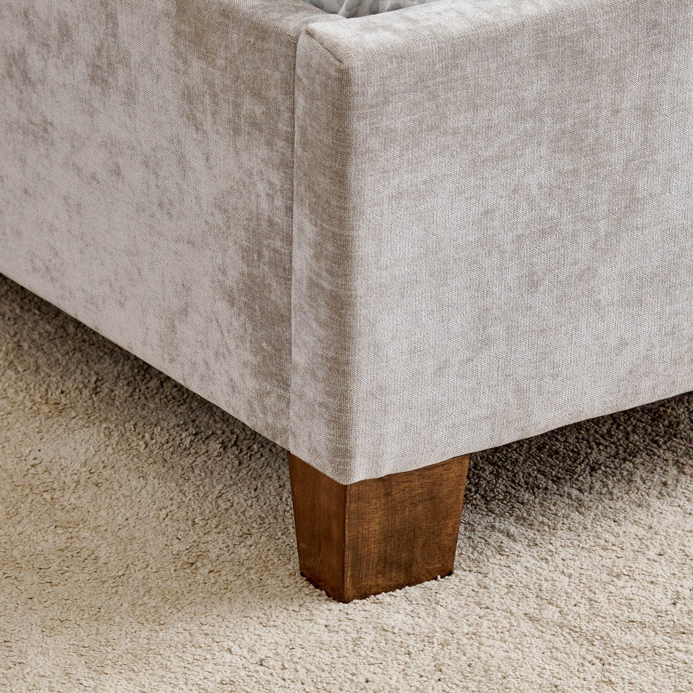 Blenda Upholstered Classic Bed